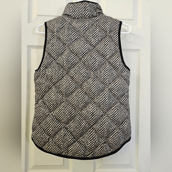 J. Crew Black & Tan Patterned Bubble Vest- Size XS - Picture 2 of 8